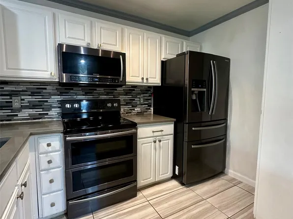 2018 W Rundberg Ln APT 5B, Austin, TX 78758