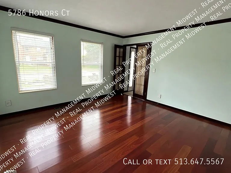5786 Honors Ct — Photo 5