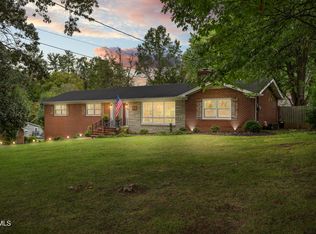 4317 Fairlawn Dr, Kingsport, TN 37663