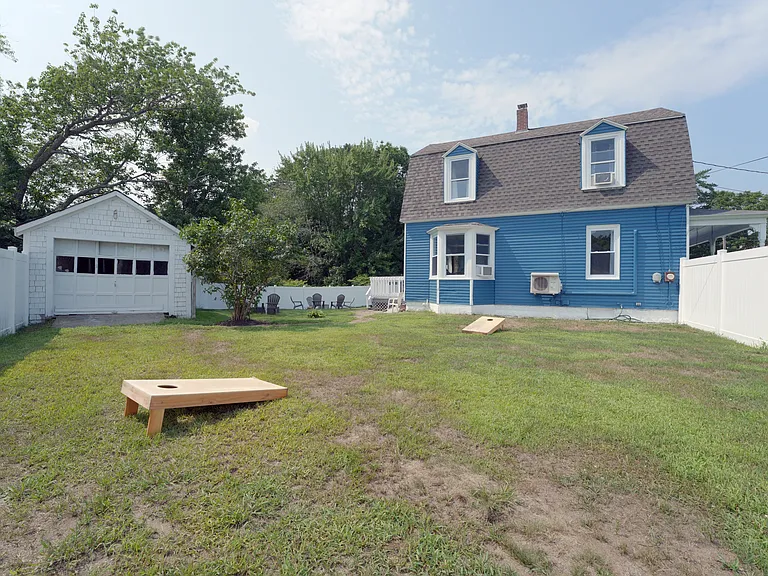3 Dewey Ave — Photo 15