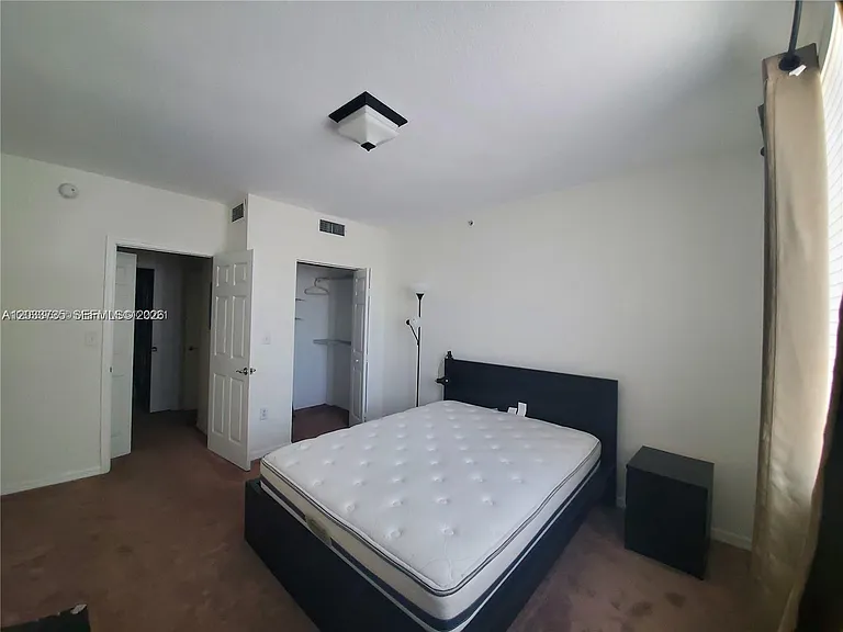 6801 SW 44th St #203 — Photo 11