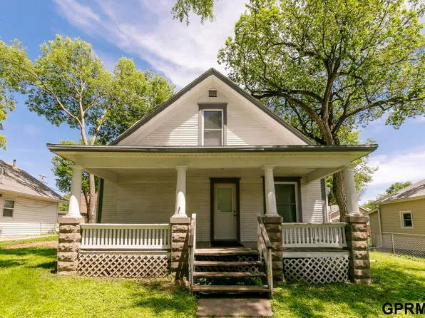 2212 S 9th St, Lincoln, NE 68502