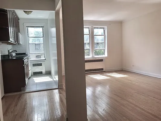 Rented by Axxess Realty Group | media 20