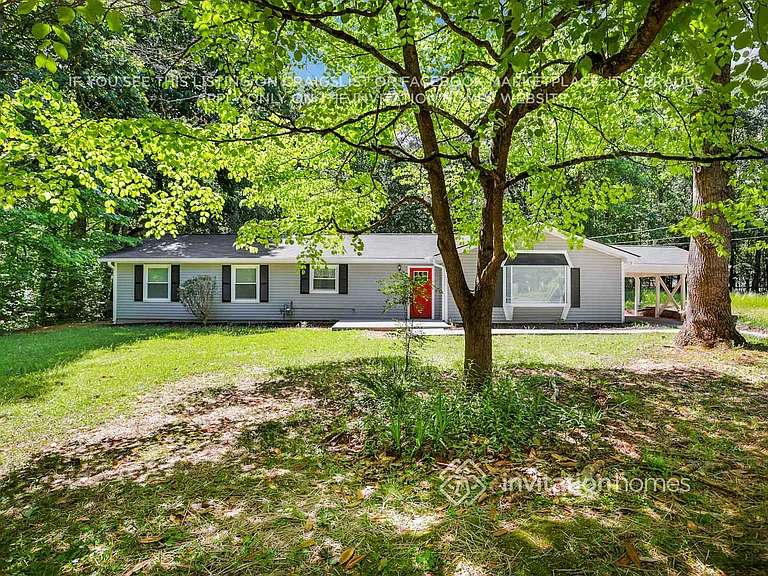 1808 Spring Rd — Photo 2