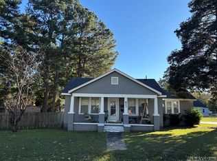 823 W 5th St, Roanoke Rapids, NC 27870