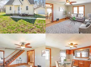 300 E North St, Bunker Hill, IL 62014