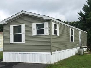 20 Hickory Rd, Taunton, MA 02780