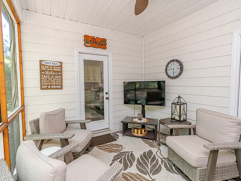 122 Timberland Dr — Photo 17