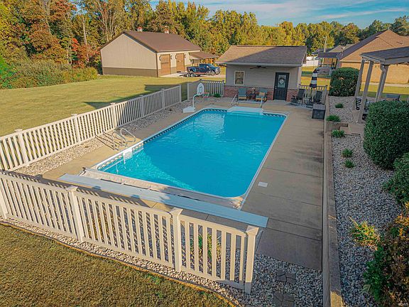 3rd image of 5681 Saint Charles Dr