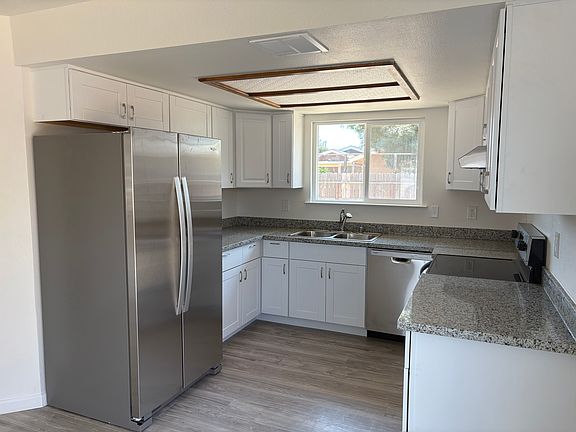 5th image of 28260 Posey Ave