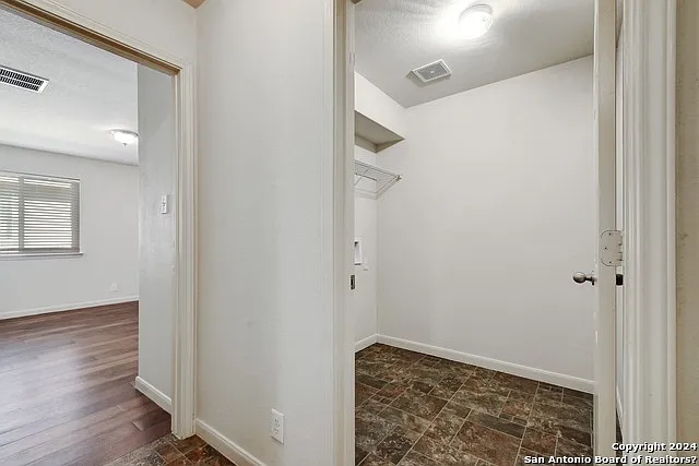 409 Teron Dr — Photo 22