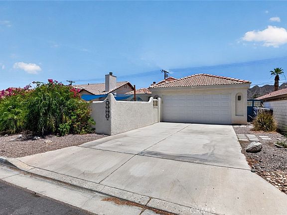 2nd image of 52416 Avenida Villa