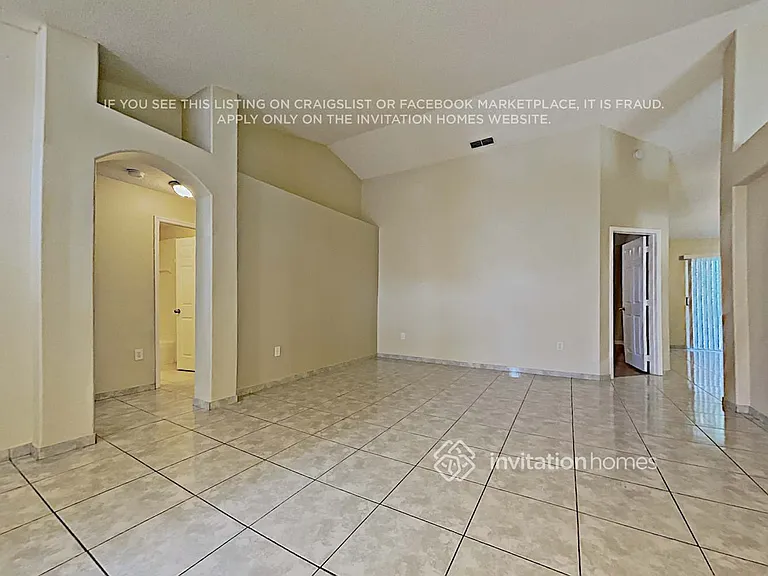 1813 Snaresbrook Way — Photo 6
