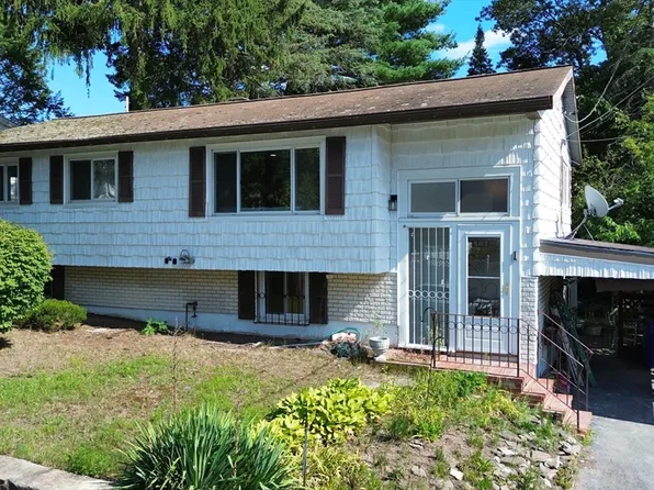 1 Belnap Rd, Hyde Park, MA 02136