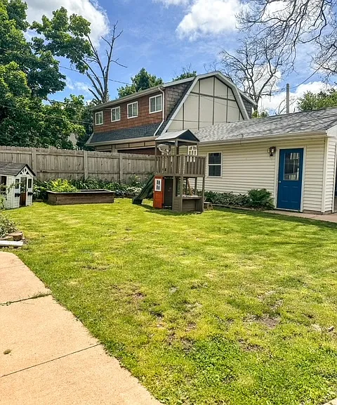 503 Forest Dr SE — Photo 45