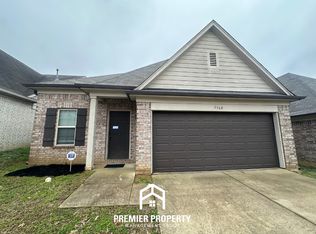 5560 Falling Bark Dr, Memphis, TN 38134