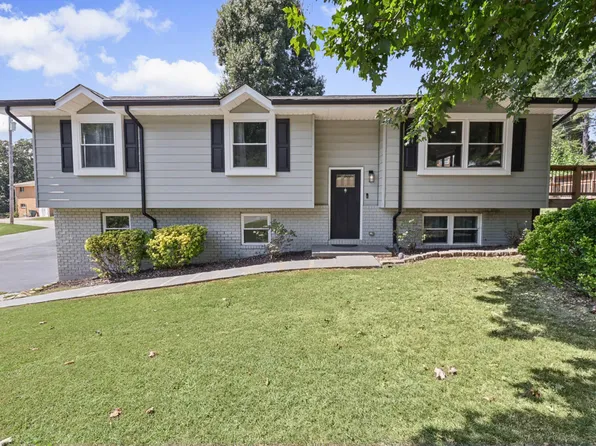 4801 Basswood Dr, Chattanooga, TN 37416