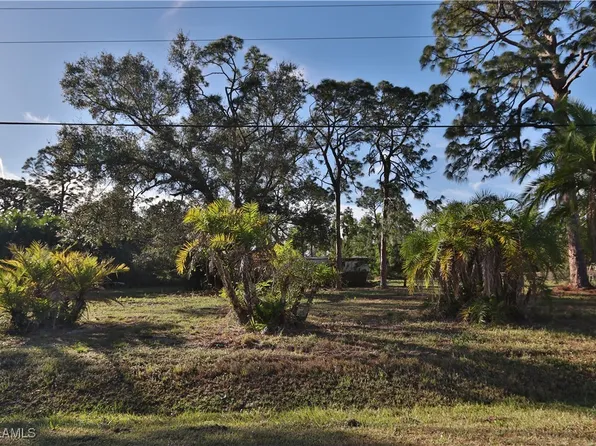 2321 Case Ln, North Fort Myers, FL 33917