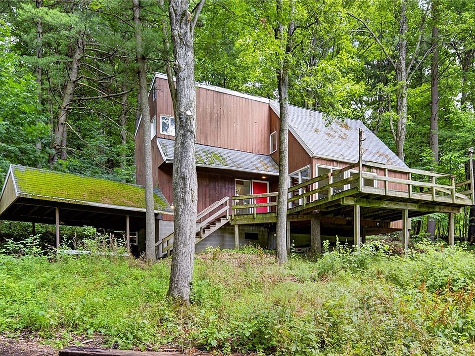 1st image of 2065 Ellis Hollow Rd