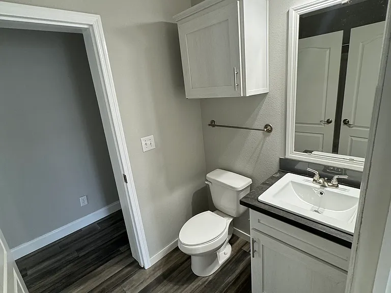 Oak Crest — Photo 21