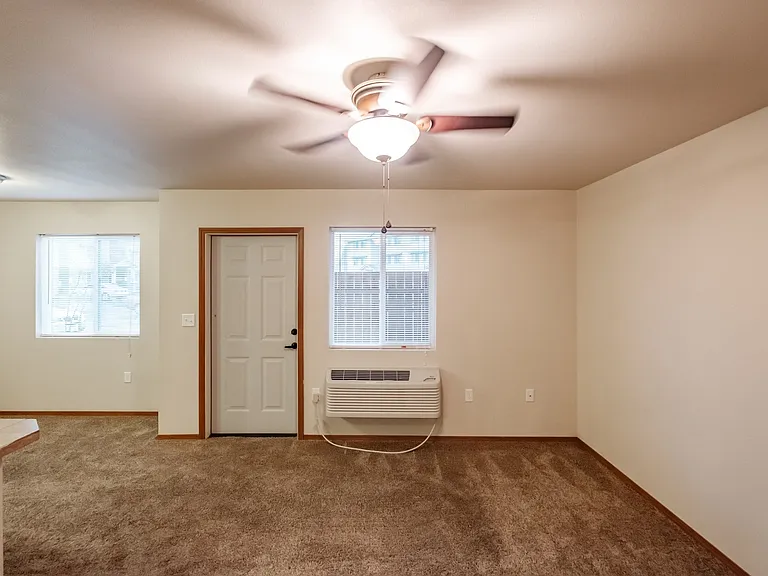 Lafayette Place Apartments — Photo 112