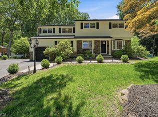 3 Richard Dr, Mount Arlington Boro, NJ 07856
