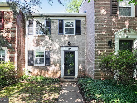 2nd image of 856 Azalea Dr #20
