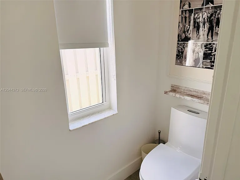 646 Stanton Dr — Photo 20