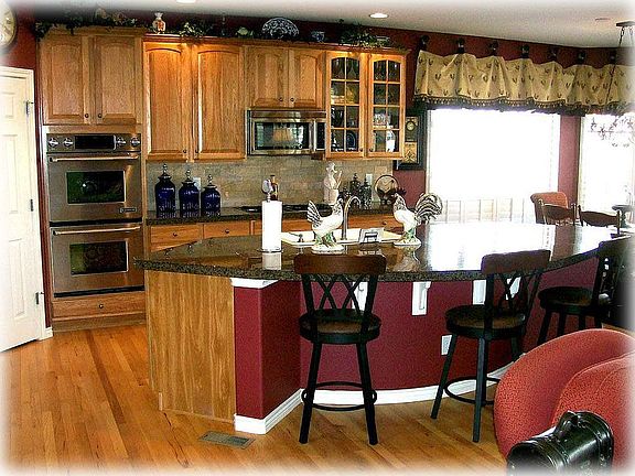 Gourmet Kitchen with Granite Countertops