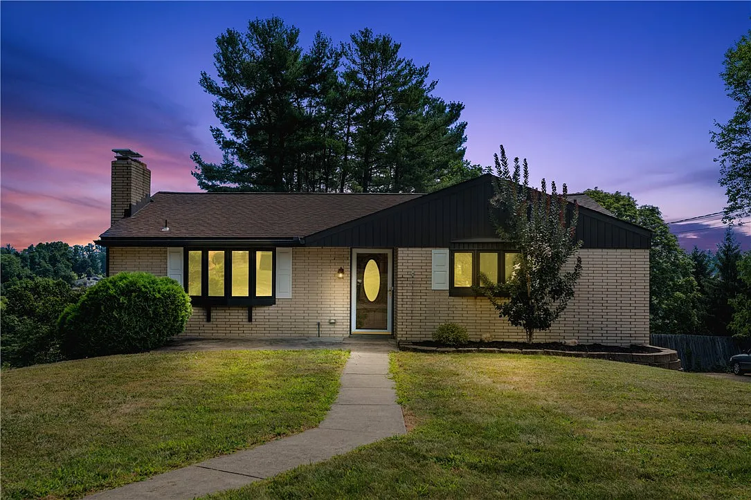 147 Orchard Dr photo 1