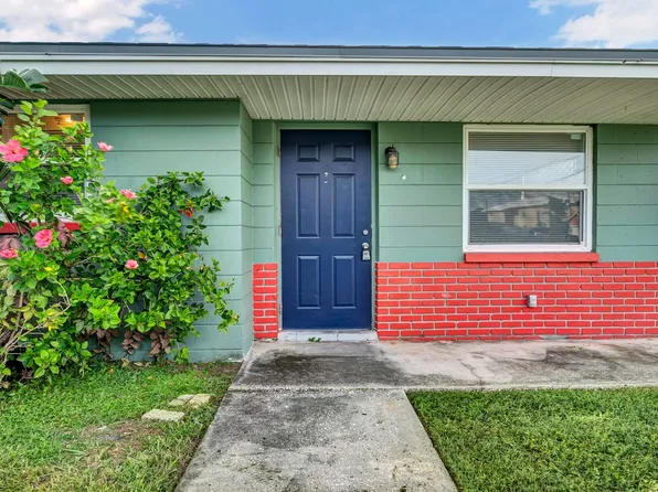 5526 59th Way N Room 1, Saint Petersburg, FL 33709