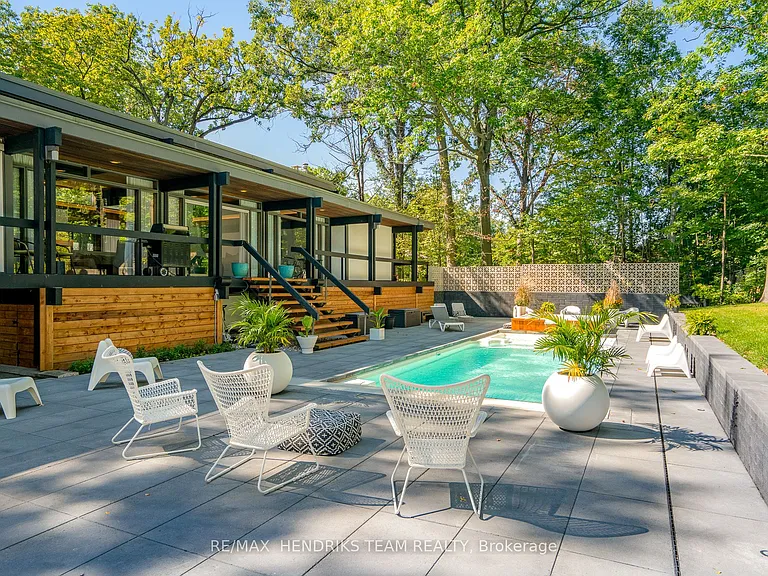 15 Wood Dale Dr — Photo 34