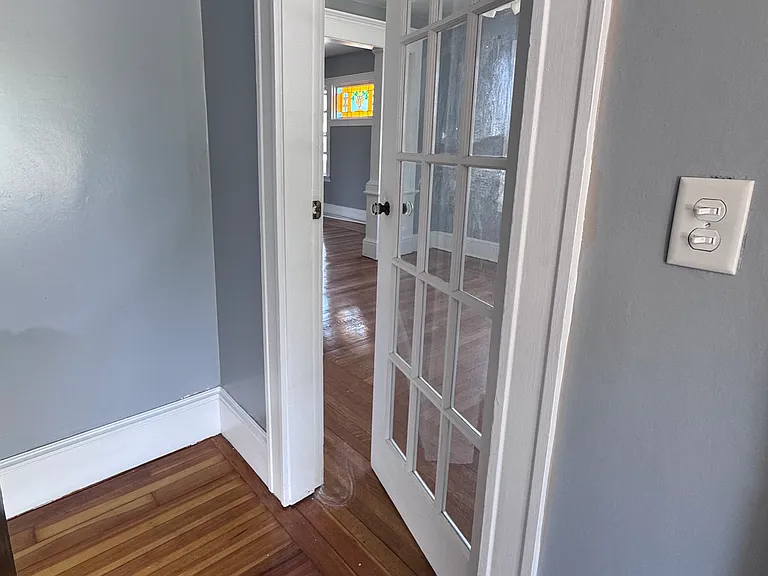 17 Forest Ave #17 — Photo 3