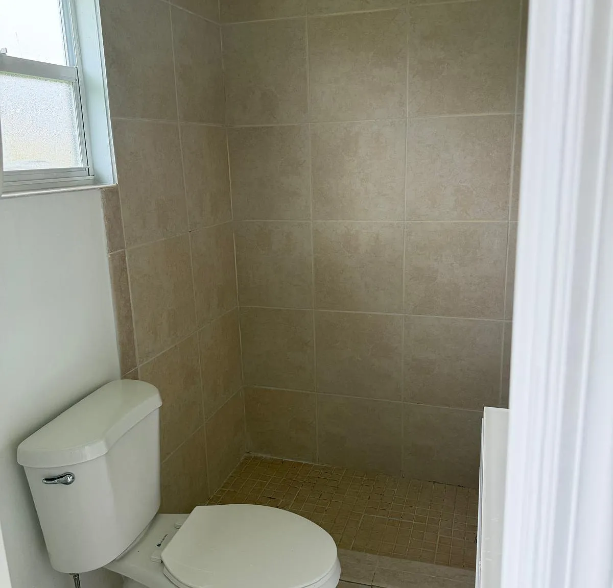 SW 304th Ter, Homestead — Photo 2