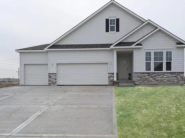 20765 W 188th Ter, Spring Hill, KS 66083