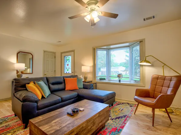 (undisclosed Address), Madison, WI 53705