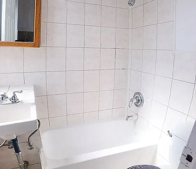 2403 Hoffman St #28 — Photo 7