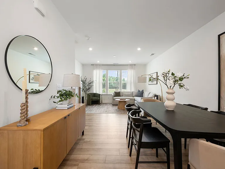 Abode at Greenway — Photo 20