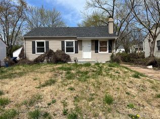 225 Cameron Rd, Saint Louis, MO 63137