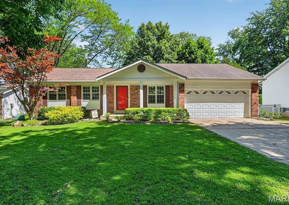 1st image of 1014 Holly River Dr