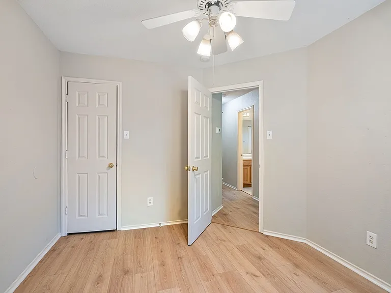 808 Flatters Way — Photo 14