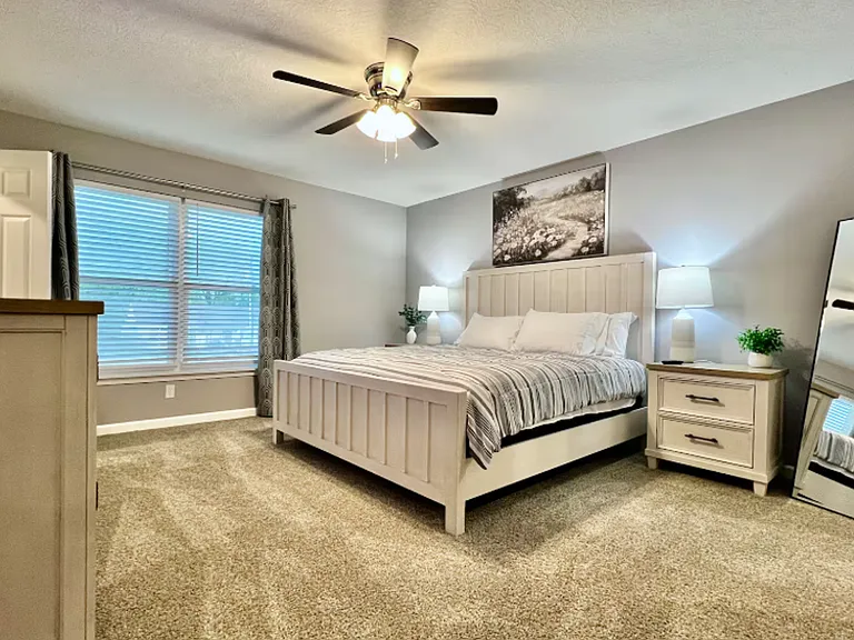 1011 N Anderson St — Photo 15