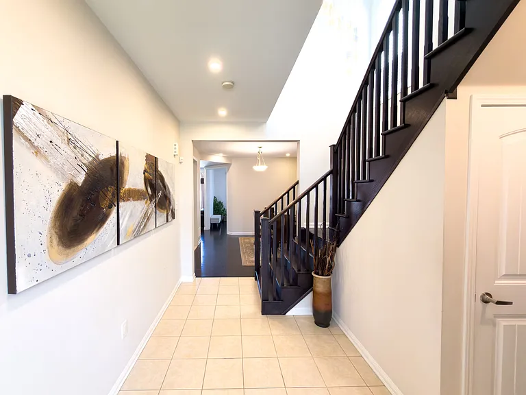 288 Ruhl Dr — Photo 3