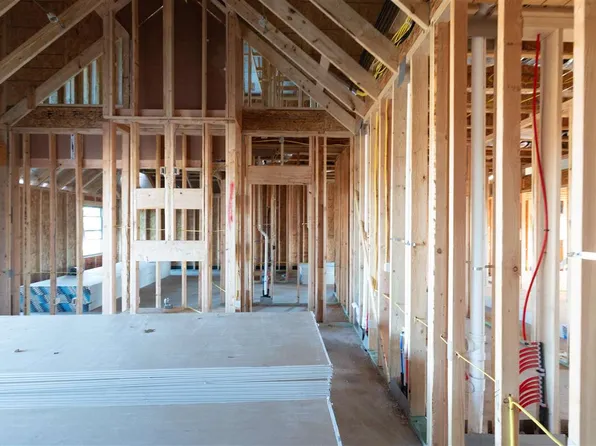 1608 E Deer Meadows Dr, Perkins, OK 74059