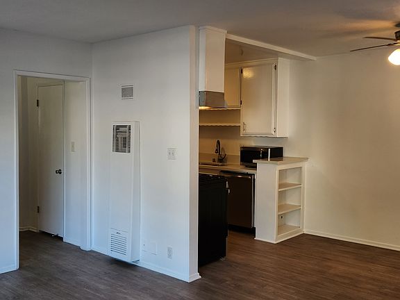 5th image of 545 N Hayworth Ave APT 101