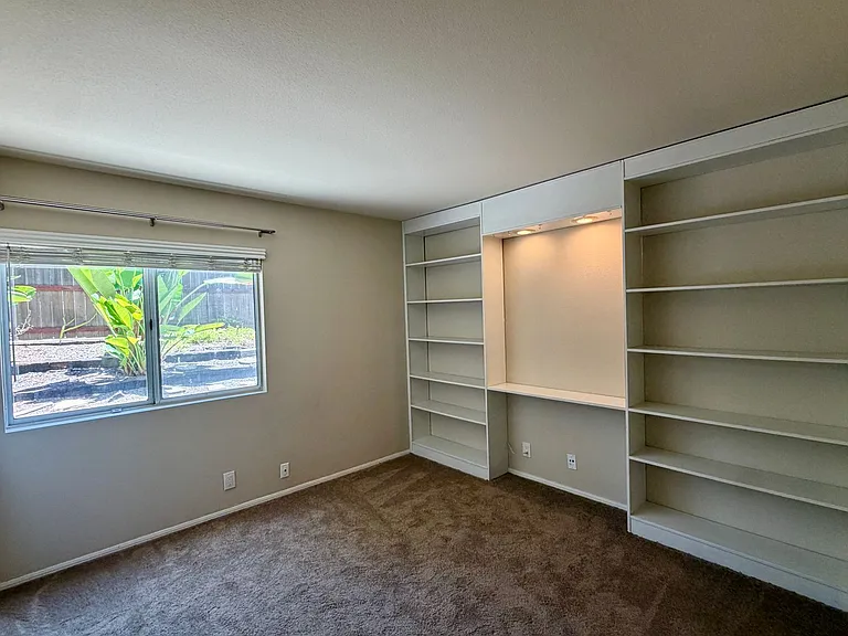 3366 Waterford Dr — Photo 47
