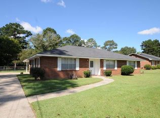 2016 Ridgewood Dr, Columbia, MS 39429