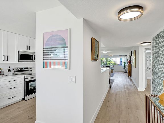 4th image of 10315 NW 24th Place #308