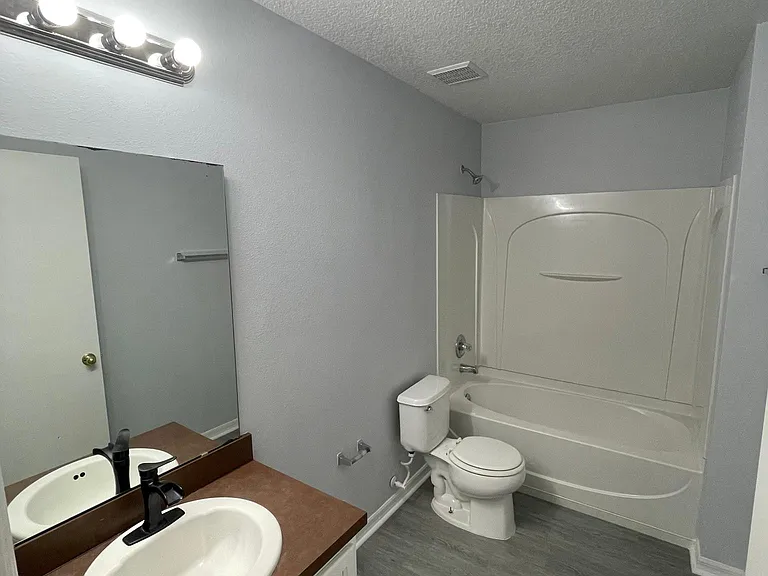 500 Berry James Ct — Photo 14
