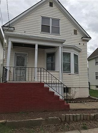 2nd image of 7 Grant Ave